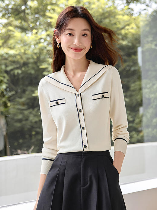 【专属特价】熙世界法式学院风海军领针织衫设计感气质软糯上衣2025秋季新款 商品图2