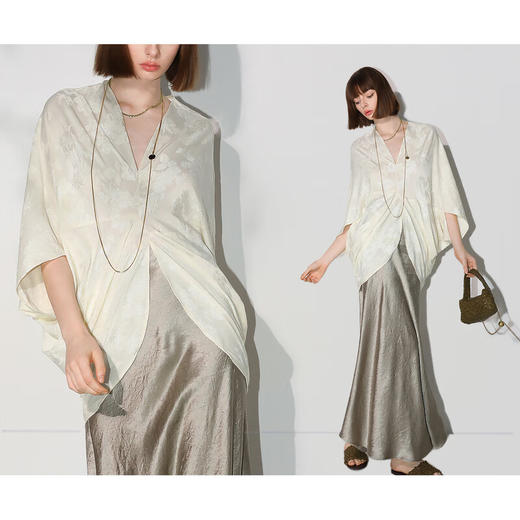 COCOBELLA不对称解构立裁暗纹提花针织衫秋蝙蝠袖罩衫SR7043 商品图1