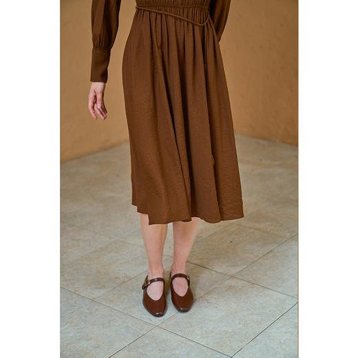 HeyDress法式连衣裙女秋季宽松圆领花瓣腰带设计气质垂感长袖裙子 商品图3