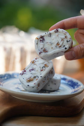 国潮中式糕点！【红枣山药八珍糕】8种草本食材 古法制作 口感绵密 滋润细软 坚果果干搭配 轻口味无“腹”担