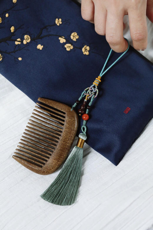 【青山特惠】金丝楠【颜末】木梳-挂件 s8 商品图0