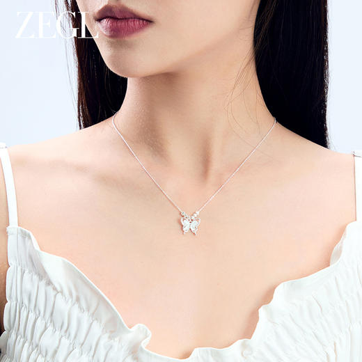 ZEGL925银925银人造猫眼石蝴蝶项链女款2024新款轻奢小众锁骨配饰 商品图3