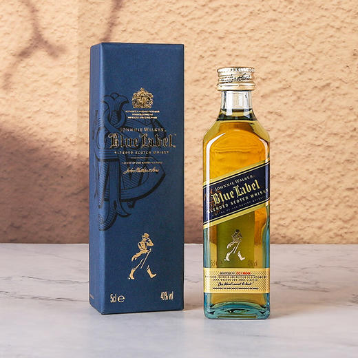 尊尼获加 蓝牌 苏格兰威士忌50ml*1瓶（酒版） 商品图4
