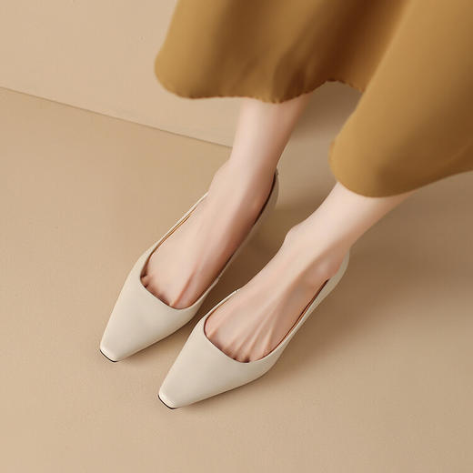 【预售5天】新款简约粗中跟小方头里外全皮浅口通勤OL工作羊皮单鞋女MLJ&A856 商品图2