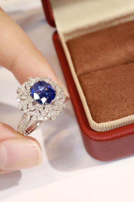 2.5ct 蓝宝石戒指 商品图4