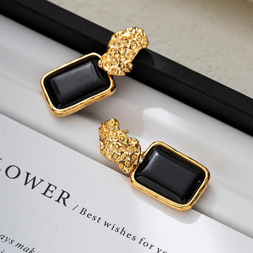 yszz-08009【云赏珠宝】意大利工艺虎眼石黑玛瑙时尚耳环s925银针耳饰 商品图4