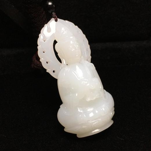 558001 和田玉莲花观音 宝相庄严，佛光普照，饱满油润，雕工极好， 尺寸：56.2/29.5/14.6 重：31  超值价：3380 商品图2