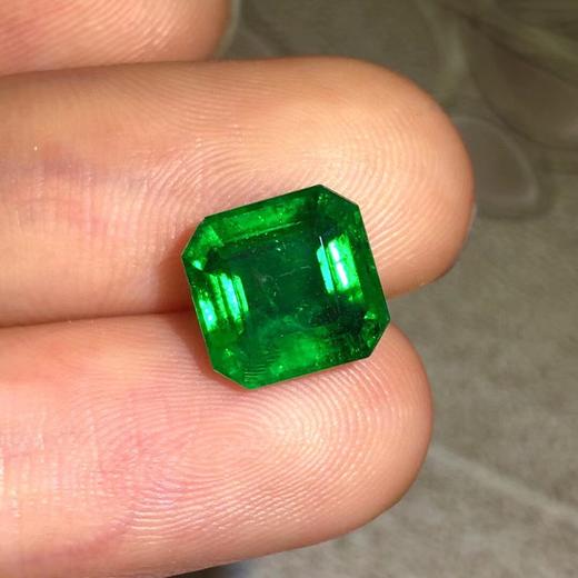 2.94ct 祖母绿裸石 商品图3