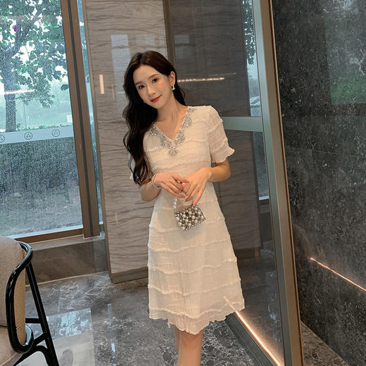 【清仓超15天不保价】[奢姿轻奢系列]温柔优雅连衣裙大码女装夏季新款胖妹妹亮钻裙子8942860103【1】 商品图2