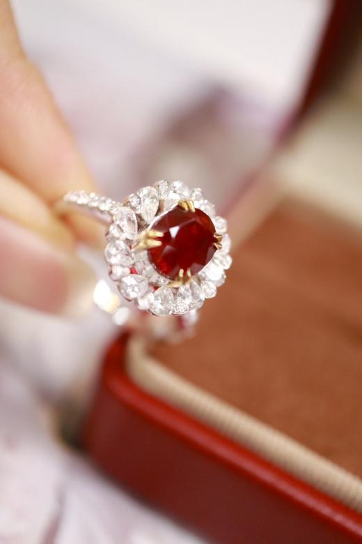 2.15ct 红宝石戒指 商品图4