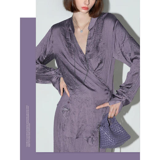 COCOBELLA重工压褶缎面立领衬衫设计感两穿气质通勤衬衣SR0045 商品图1