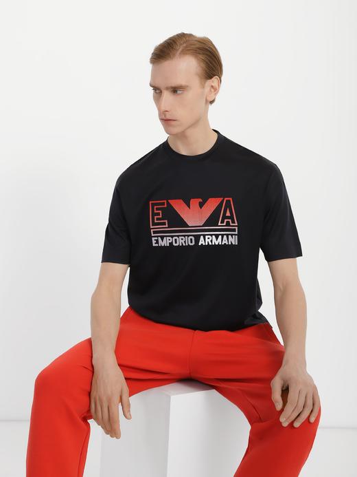 阿玛尼 EMPORIO ARMANI 男士EA大字母logo圆领渐变针绣短袖t恤 11502 商品图9