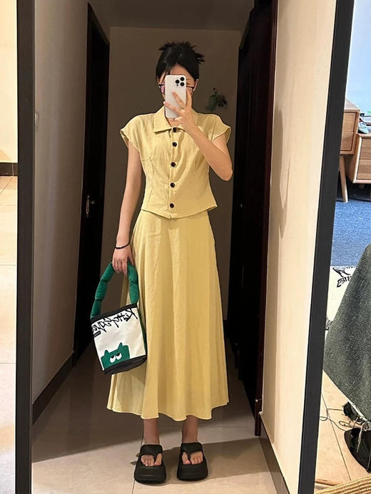 👍👍【度假款！超Chill减龄黄色套装】1.各种博主穿搭都有推荐，巨火🔥🔥 2.慵懒又精致的韩系松弛感☑舒适度满分，👍超级遮肉显瘦 商品图5