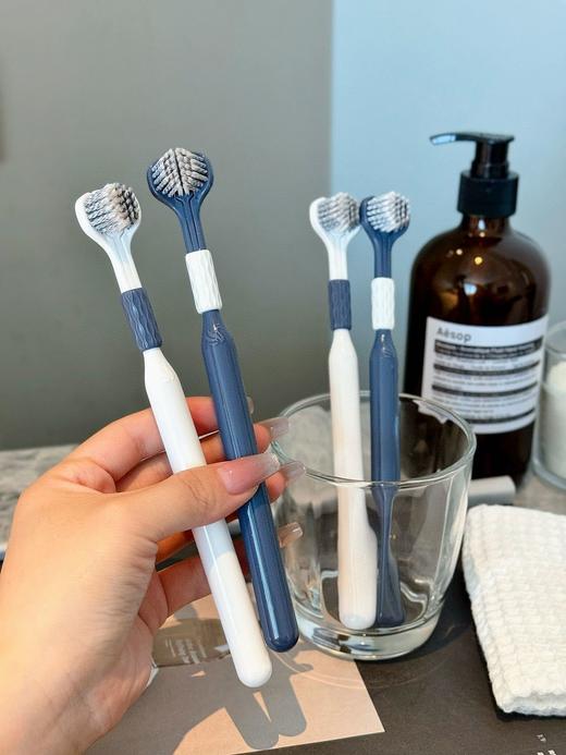 山姆同款三面牙刷❗️刷1次顶10次❗️山姆同款在售59.9元6支，‌开团💰49.9元12支【‬chocoikes 渍齿净护龈三面刷】⁫ 商品图10