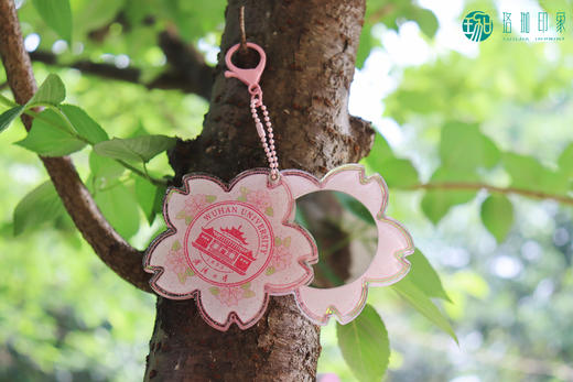 武大珞珈便携化妆镜 商品图1