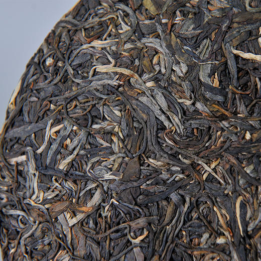 龚夫茶人 翡翠·青饼 普洱茶生茶 商品图2