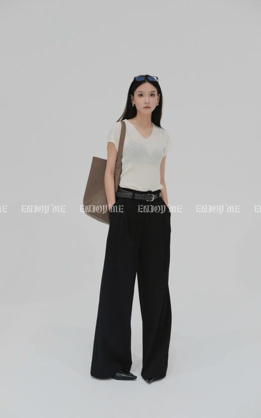 【门店同款】ENJOY秋季less is more纯色V领针织 158894657 商品图5