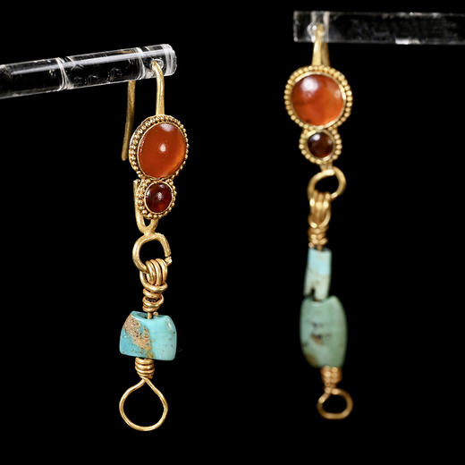 战国原装绿松石红玛瑙不对称金耳环 商品图2