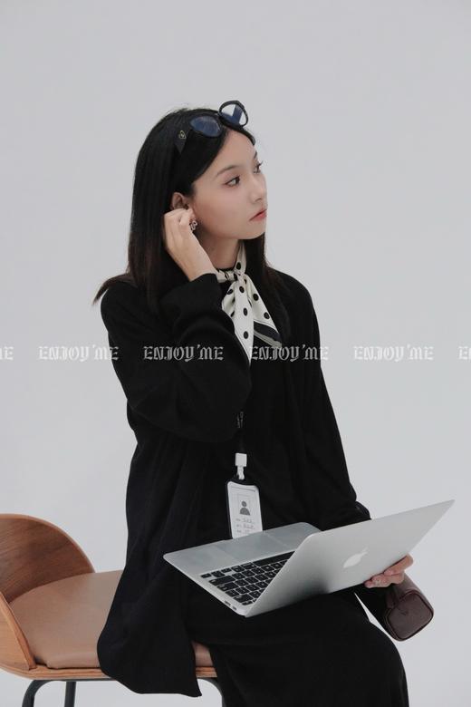 【门店同款】ENJOY秋季less is more大口袋针织开衫 158946218 商品图7