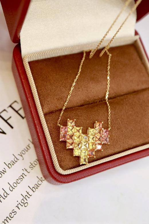 3.9ct 蓝宝石吊坠 商品图1