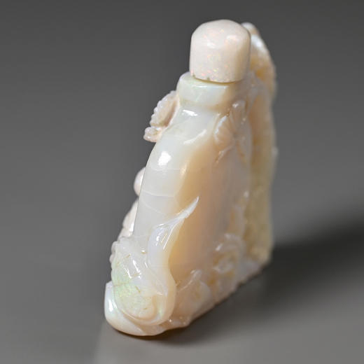 清代欧泊“松鹤延年”鼻烟壶 商品图3