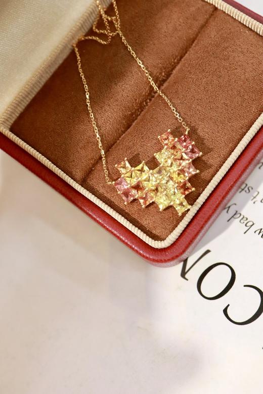 3.9ct 蓝宝石吊坠 商品图0