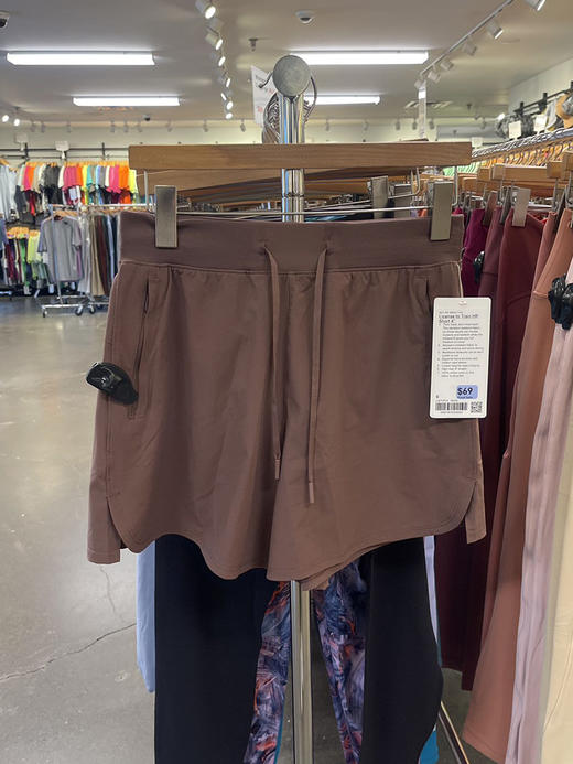 Lululemon License to Train 女士4英寸排汗速干高腰抽绳运动短裤 商品图1