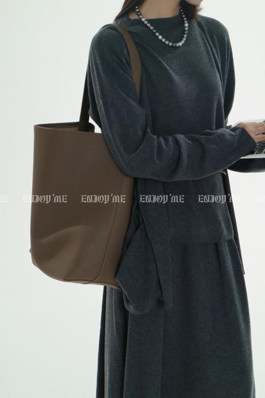 【门店同款】ENJOY常卖韩系简约水桶包大号 158798315 商品图6