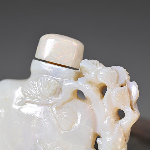 清代欧泊“松鹤延年”鼻烟壶 商品图7