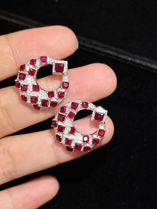 4.15ct 5.65g 红宝石耳钉 商品图2