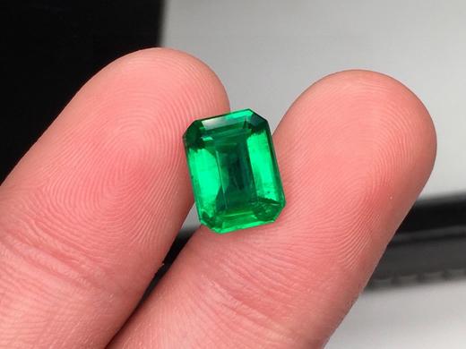 2.58ct 祖母绿裸石 商品图2