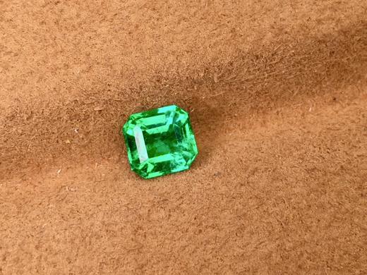 0.8ct 祖母绿裸石 商品图0