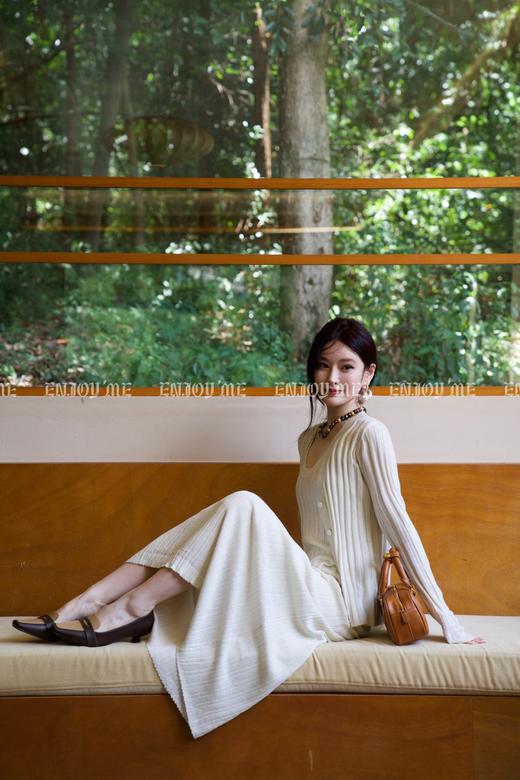 【门店同款】ENJOY秋季时光回廊坑条无袖针织 159045526 商品图0