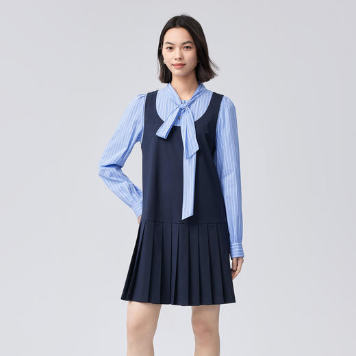 【严选】伊芙丽假两件大蝴蝶结系带领miu风连衣裙2024秋装新款学院套装1F8992561 商品图0