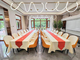 大连慢姑娘车与海轰趴馆