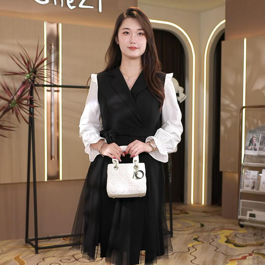 8/9奢姿大码女装2024秋季网纱拼接气质裙子胖妹妹时尚翻驳领连衣裙9943853602 商品图1