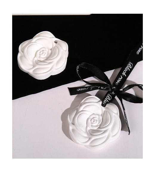 【品牌优选】【两个装】山茶花衣柜香薰汽车挂件衣橱30g 石膏香片 商品图0