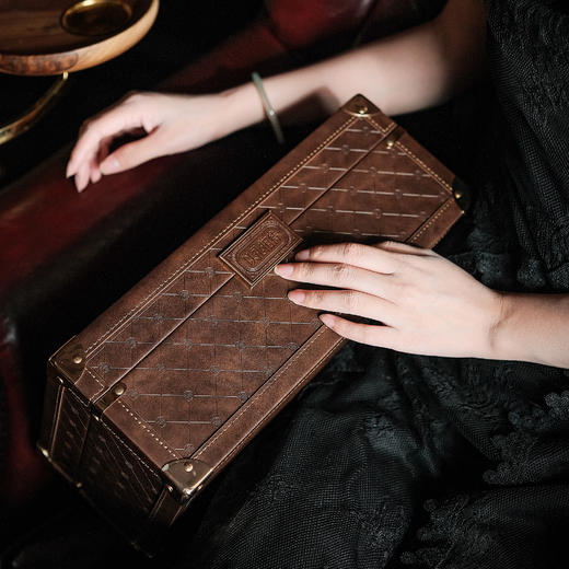 以礼相待【两大合金罐+1小合金罐 咖色】198元一套/一件8套 商品图7