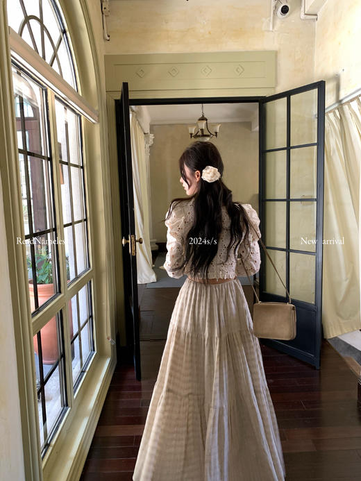 Read Nameless /七夕系列——法式镂空花上衣+侘寂半裙 商品图7