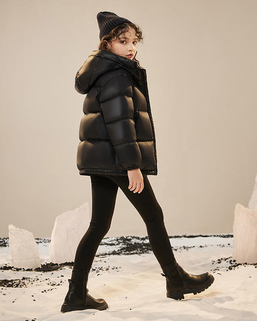 反季清仓❗90鹅绒🦢 【黑金儿童羽绒服】穿出高级感科技感，黑金小火山鹅绒 防风防水 商品图4