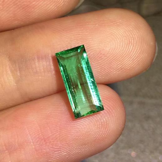 2.18ct 祖母绿裸石 商品图3