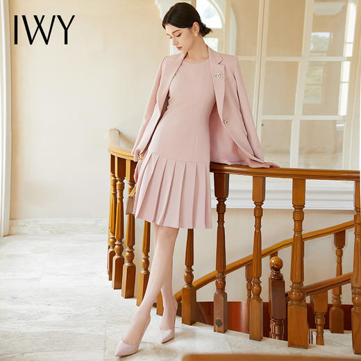 IWY/粉色西装套装时尚洋气减龄显瘦遮肉两件套连衣裙女高端西C2036+Q1188 商品图1