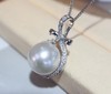 519011 澳白珍珠吊坠 18K金钻石镶嵌，珠子正圆强光微瑕，珠光超亮冷白光，精致上档次 大小13.9mm 超值价💰9380/个 商品缩略图1