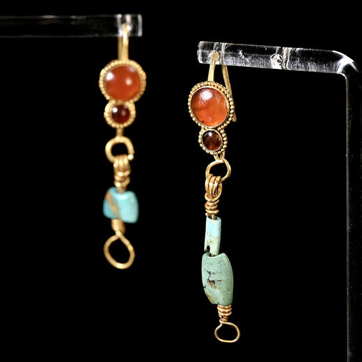 战国原装绿松石红玛瑙不对称金耳环 商品图3