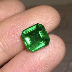 2.94ct 祖母绿裸石