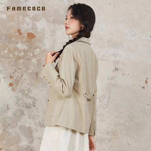 Famecoco范可儿西装外套棉质底边圆角胸前刺绣翻领上衣女秋款FAB6AW012 商品图1