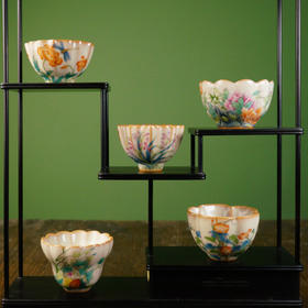 问鼎松涛彩绘哥窑报春杯（牵牛蔓碧）菡萏杯（国色天香）（缺货）