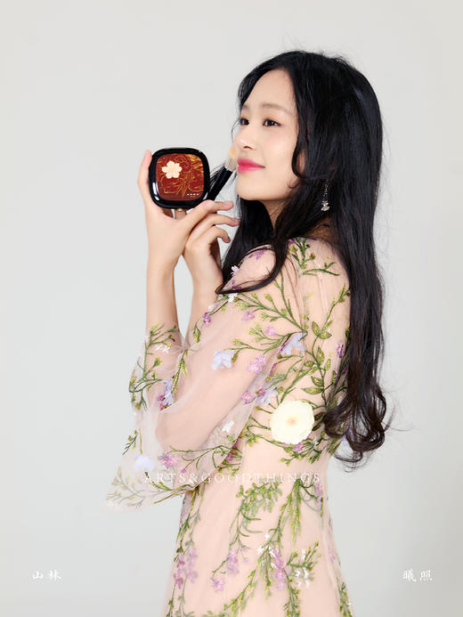 山林曦照 元气礼盒 醉甜腮红及刷子套组 商品图3