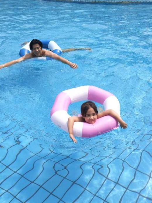 【非助农】多功能蜂巢游泳圈 商品图6