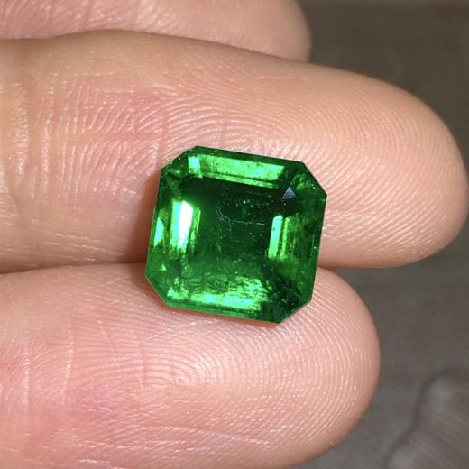 2.94ct 祖母绿裸石 商品图5